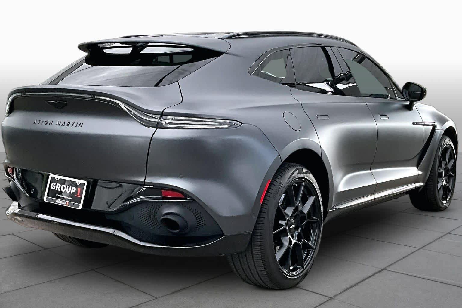 Used 2022 Aston Martin DBX AWD/4WD image 13