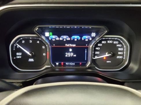 Used 2021 GMC Yukon Denali w/ Denali Premium Package image 27