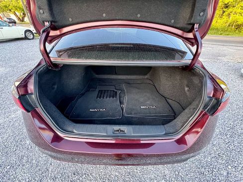 Used 2024 Nissan Sentra SV image 11