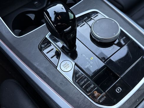 Used 2022 BMW X5 xDrive40i w/ Climate Comfort Package image 26