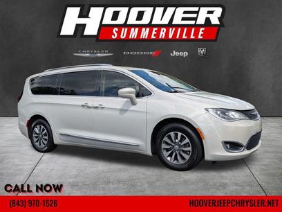 Used 2020 Chrysler Pacifica Touring-L Plus