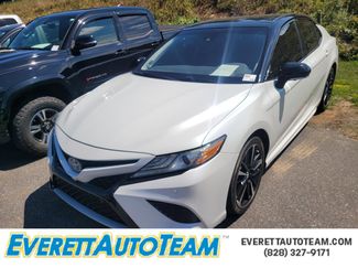 Used 2018 Toyota Camry XSE image 1