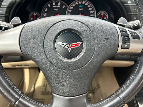 Used 2008 Chevrolet Corvette Convertible w/ Preferred Equipment Group RWD image 8