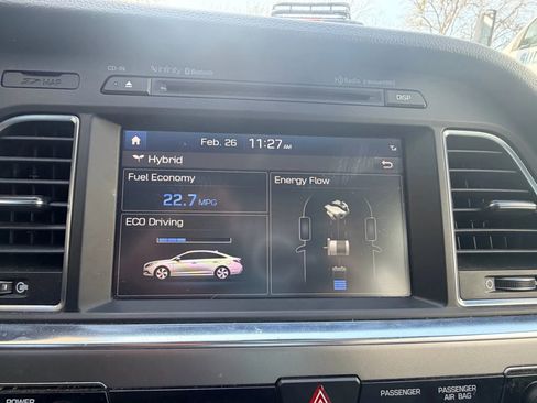 Used 2017 Hyundai Sonata Limited w/ Ultimate Package 02 image 14