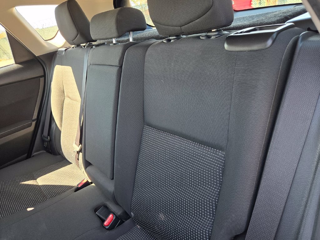 Used 2018 Toyota Corolla iM w/ Carpet Mat Package (TMS) FWD image 10