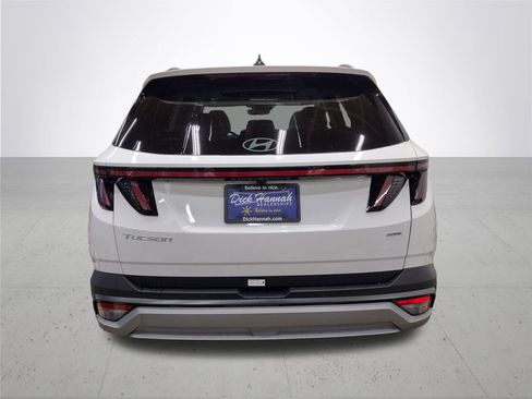 New 2026 Hyundai Tucson Limited image 12