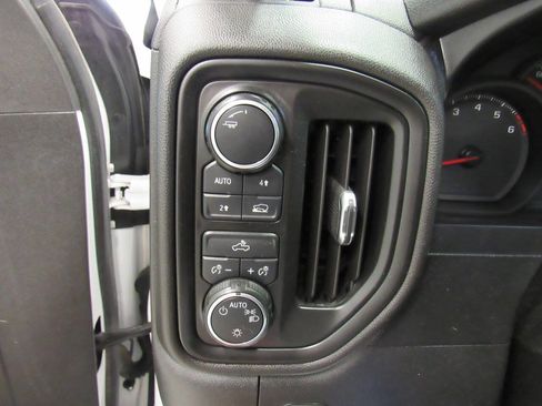 Used 2020 Chevrolet Silverado 1500 W/T w/ WT Fleet Convenience Package AWD/4WD image 39