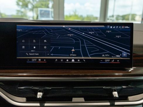 New 2026 BMW X5 xDrive40i w/ M Sport Package AWD/4WD image 26