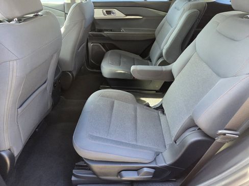 Certified 2025 Ford Explorer Active image 11