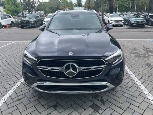 Certified 2024 Mercedes-Benz GLC 300 image 3