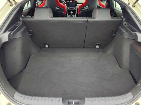 Used 2018 Honda Civic Type R image 21