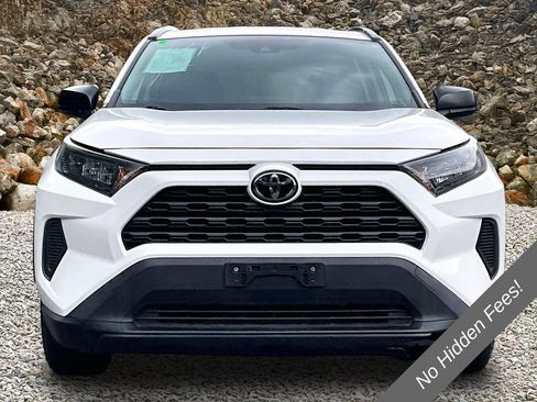 Used 2019 Toyota RAV4 LE w/ All Weather Liner Package AWD/4WD image 3