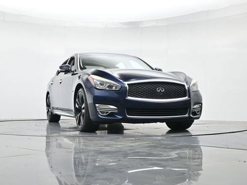 Used 2016 INFINITI Q70 L 3.7 image 35