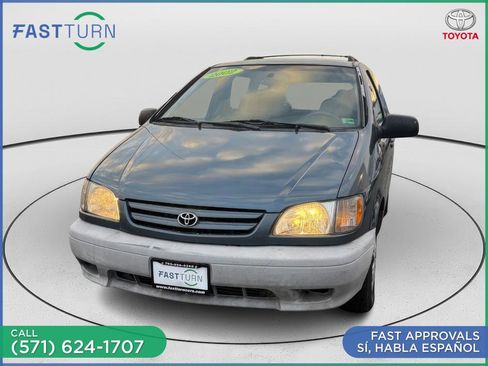 Used 2002 Toyota Sienna LE image 3