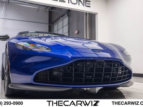 Used 2023 Aston Martin V8 Vantage Coupe RWD image 7