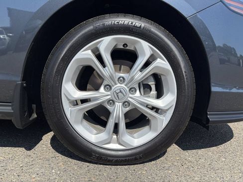 Used 2025 Honda Accord LX image 9