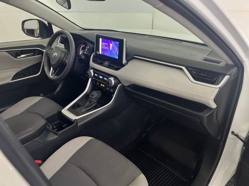 Used 2023 Toyota RAV4 XLE image 23