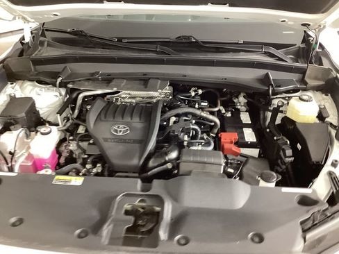 Used 2024 Toyota Grand Highlander AWD image 25