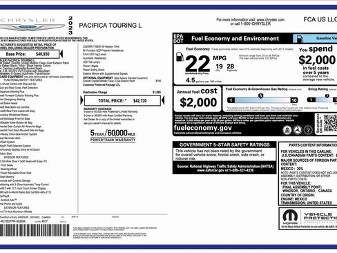 Certified 2023 Chrysler Pacifica Touring-L image 2