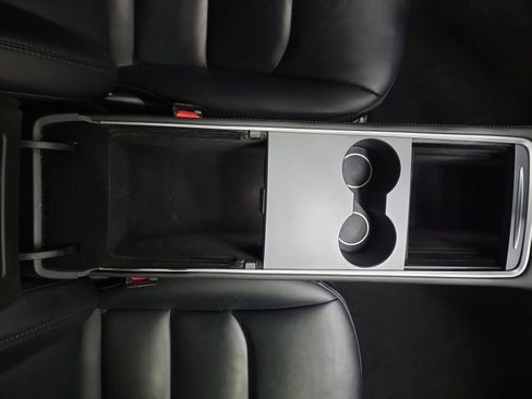 Used 2023 Tesla Model Y Long Range image 28