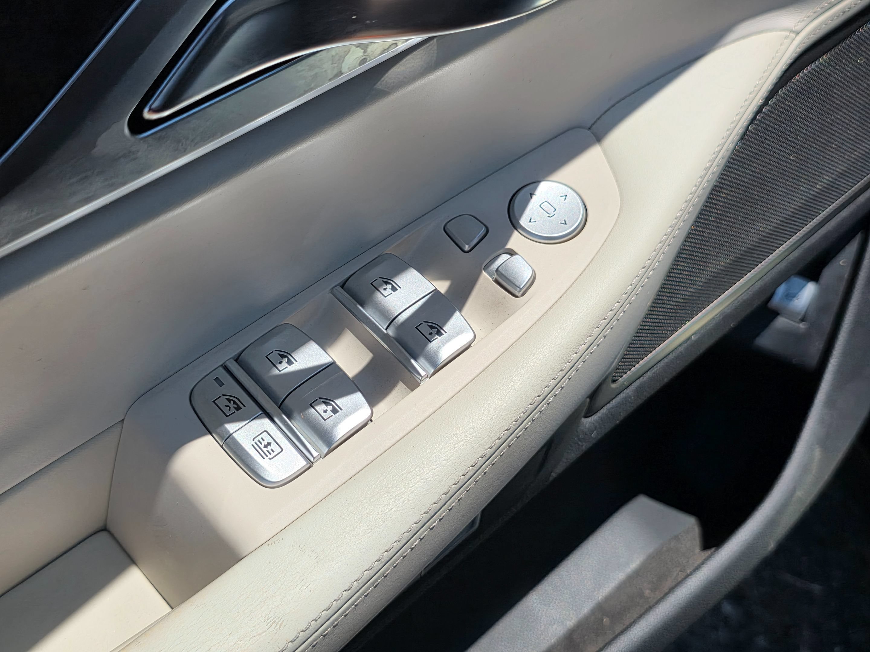 Used 2016 BMW 740i RWD image 22