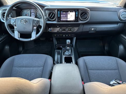 Certified 2019 Toyota Tacoma TRD Sport image 21