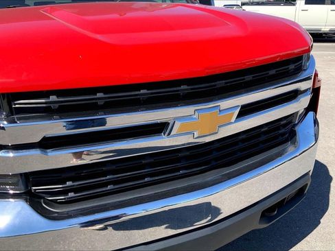 Used 2021 Chevrolet Silverado 1500 LT w/ LPO, Liner Protection Package AWD/4WD image 27
