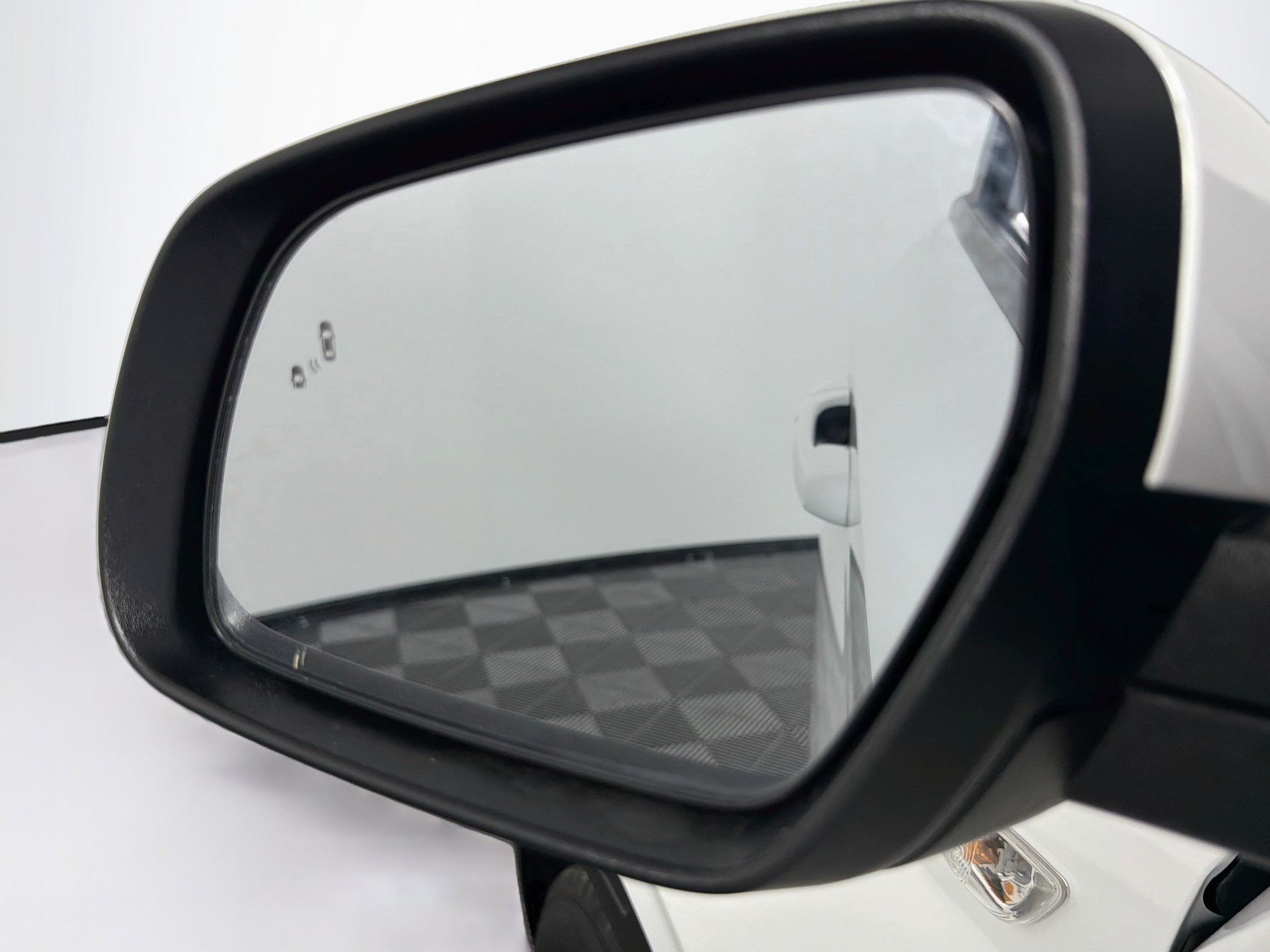 Used 2025 Hyundai Venue SEL FWD image 16