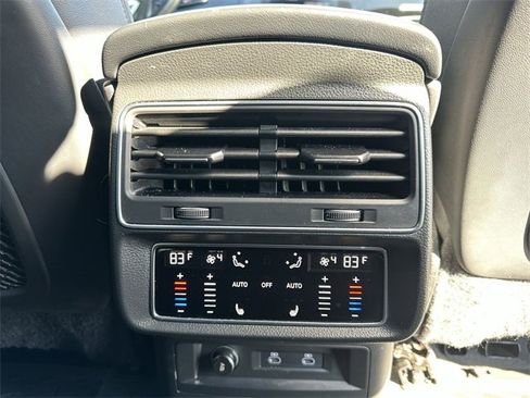 Used 2022 Audi Q7 3.0T Premium Plus image 27