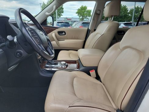 Used 2019 Nissan Armada Platinum w/ Captain's Chairs Package AWD/4WD image 21