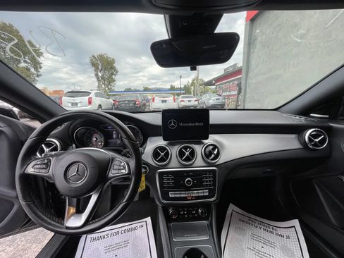 Used 2017 Mercedes-Benz CLA 250 image 9