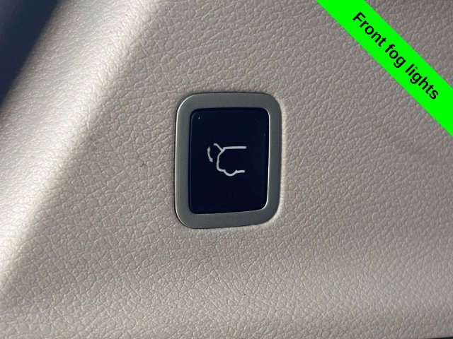 Used 2023 Chrysler Pacifica Touring-L FWD image 36