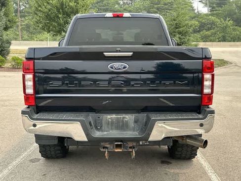 Used 2021 Ford F250 XLT w/ XLT Premium Package AWD/4WD image 4