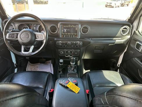 Used 2020 Jeep Gladiator Overland AWD/4WD image 26
