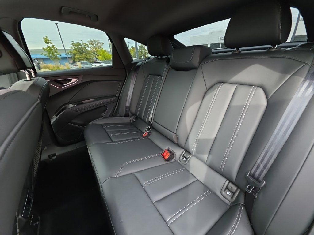 Used 2024 Audi Q4 e-tron Premium Plus AWD/4WD image 22