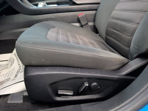 Used 2019 Ford Fusion SE image 9