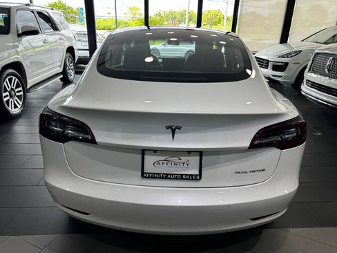 Used 2018 Tesla Model 3 Long Range AWD/4WD image 4