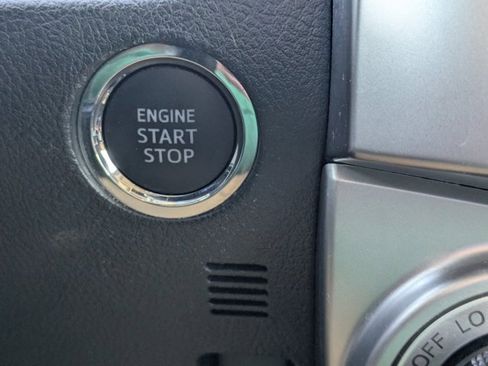 Used 2022 Toyota 4Runner SR5 Premium image 35