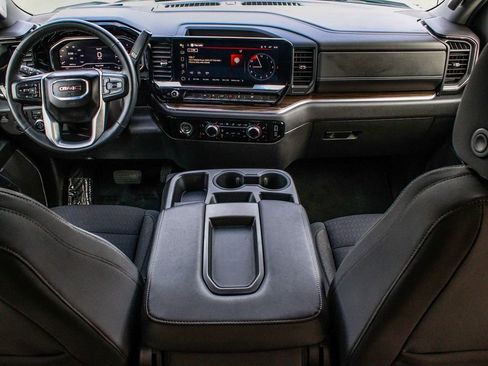 Used 2024 GMC Sierra 1500 Elevation image 34