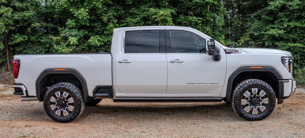 Used 2024 GMC Sierra 2500 Denali w/ Denali Reserve Package AWD/4WD image 6