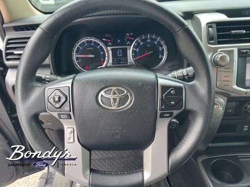 Used 2018 Toyota 4Runner SR5 RWD image 7