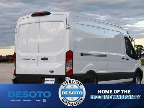 New 2026 Ford Transit 250 148 Medium Roof w/ Load Area Protection Package RWD image 8