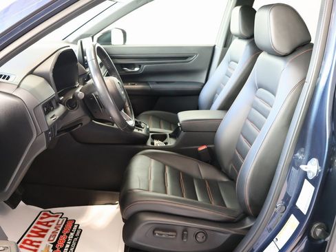 Used 2025 Honda CR-V Sport-L image 12