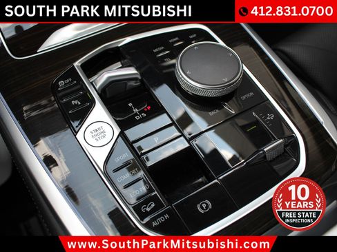 Used 2024 BMW X7 xDrive40i AWD/4WD image 32