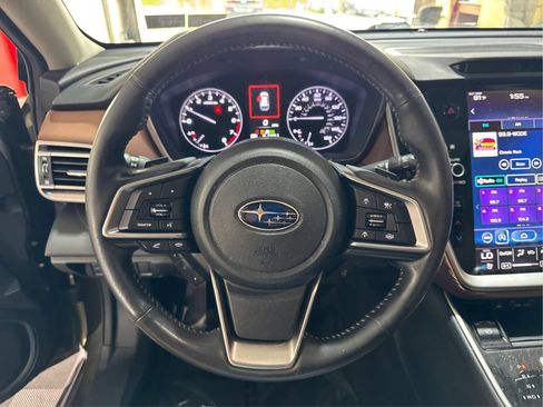 Used 2022 Subaru Outback Touring XT w/ Tech Package 3 AWD/4WD image 17