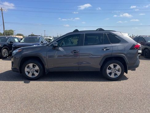 Used 2025 Toyota RAV4 XLE AWD/4WD image 4