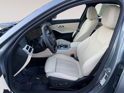 Certified 2025 BMW 330i xDrive Sedan w/ Premium Package image 9
