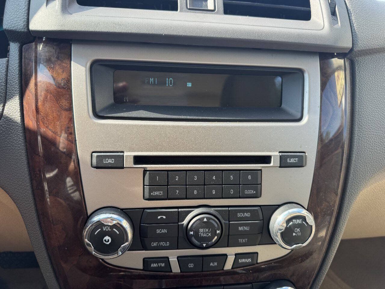 Used 2010 Ford Fusion SEL FWD image 20