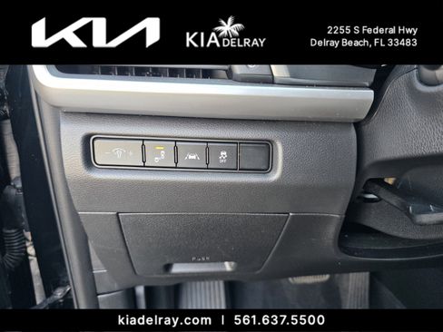 Certified 2020 Kia Telluride S w/ S 8 Passenger Seating Package image 28