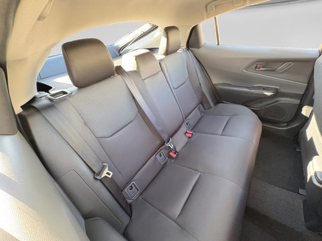 New 2027 Toyota Prius LE FWD image 29